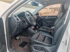 2014 Volkswagen Tiguan 2015 1.8T AT Luxury FWD #4