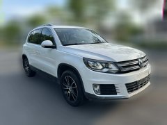 2015 Volkswagen Tiguan 2015 1.8T AT Luxury FWD #3