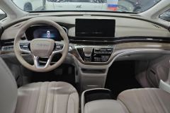 2024 Roewe iMAX8 2023 2.0T AT 400TGI Enjoy moreEdition #12