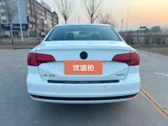 2017 Volkswagen Bora Sedan 2016 1.6 MT Fashion #8