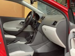 2015 Volkswagen Polo Hatchback 2014 1.6 AT Luxury #9