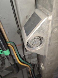Battery Pack Mounting Points