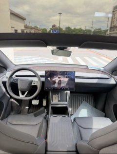 2025 Tesla Model Y L 2025 Long Range AWD Edition #6