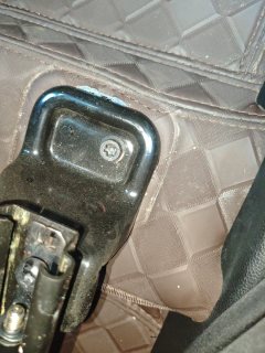 Passenger Seat Rail & Frame