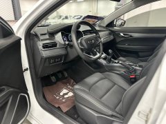2021 Geely Auto Emgrand Sedan 2021 UP 1.5L MTLuxury #4
