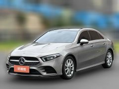 2021 Mercedes-Benz A-Class 2020 1.3TAT A200LSportsedan chairFashion Facelift #1