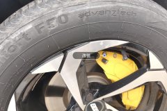 Left Front Wheel Hub