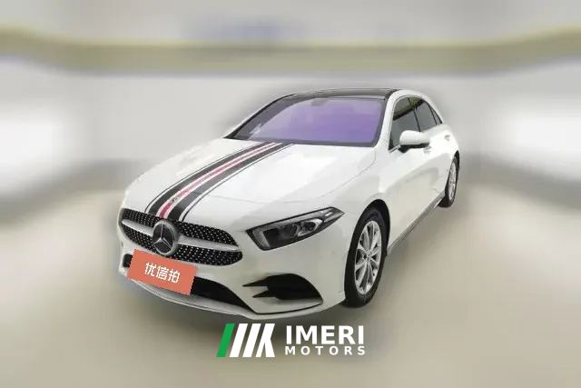 2022 Mercedes-Benz A-Class 2022 Facelift 1.3T AT A 200 L Sportsedan chairFashion
