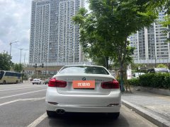 2017 BMW 3 Series 2017 2.0T AT 320LiFashion #6