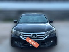 2016 Honda Accord 2015 2.0 AT ComfortLX #2