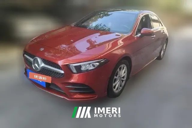 2019 Mercedes-Benz A-Class 2019 1.3T AT A200LSportsedan chair