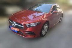 2019 Mercedes-Benz A-Class 2019 1.3T AT A200LSportsedan chair #1