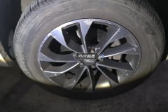 Right Front Wheel Hub