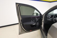 2020 Mercedes-Benz A-Class 2020 1.3TAT A200LSportsedan chairFashion Facelift #7