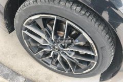 Right Front Wheel Hub