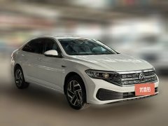 2025 Volkswagen Sagitar 2025 Facelift III 300TSI DSGSurpass #3