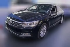2016 Volkswagen Passat 2016 1.8T AT 330TSIYu ZunEdition #1