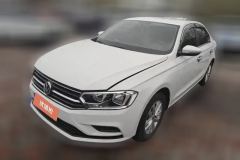 2017 Volkswagen Bora Sedan 2017 1.6 MT Fashion #1