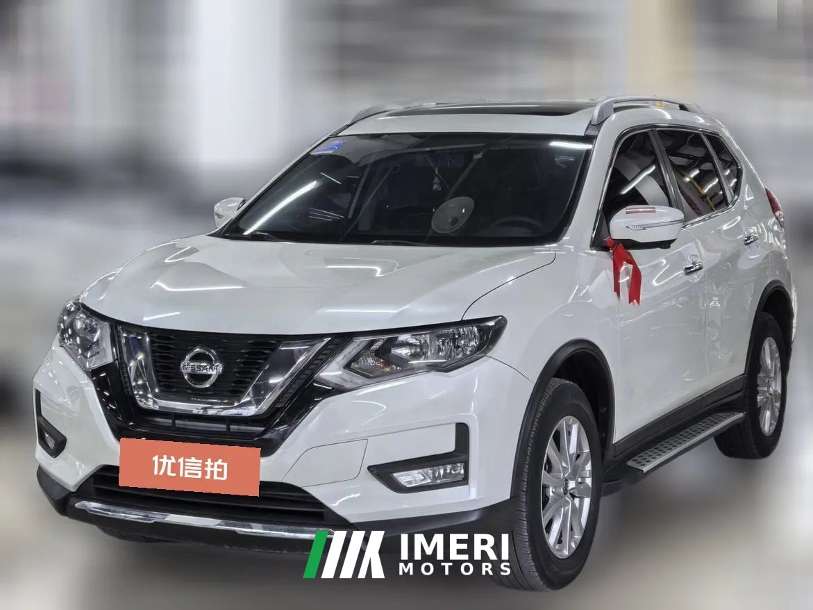 2018 Nissan X-Trail 2017 2.0 AT ComfortFWD