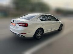 2018 Škoda Octavia 2018 1.6 AT Luxury #3
