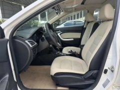 2016 Chang'an Yuexiang V7 2016 1.6 AT happy to move China V #4
