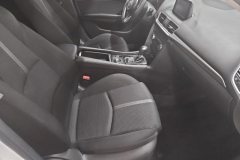 2018 Mazda Mazda3 Axela Hatchback 2016 1.5 AT Luxury #8