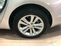 2015 Chevrolet Cruze Sedan 2015 1.5 AT Luxury #17