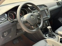 2017 Volkswagen Tiguan L 2017 1.8T AT 330TSIFlagshipFWD #9