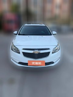 2015 Chevrolet Cruze Sedan 2015 1.5 AT ClassicSE #2
