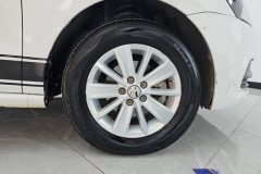 2016 Volkswagen Polo Hatchback 2016 1.4 MT Fashion #6