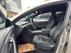 2025 Tesla Model Y L 2025 Long Range AWD Edition #6