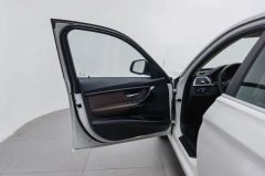 2019 BMW 3 Series 2019 2.0T AT 320LiFashion #11
