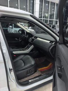 2017 Land Rover Range Rover Evoque 2017 2.0T AT PUREFashion #9