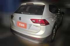 2017 Volkswagen Tiguan L 2017 1.8T AT 330TSIFashionFWD #3