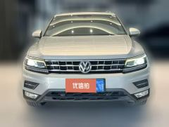 2019 Volkswagen Tiguan L 2019 2.0T AT 380TSIIntelligent movementLuxury 4WD #2