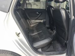 2015 Volkswagen Polo Hatchback 2016 1.4 MT Fashion #5
