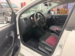 2015 Volkswagen Polo Hatchback 2014 1.6 AT Comfort #4