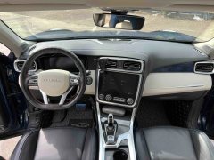 2018 Lynk & Co Lynk & Co 01 2017 2.0T AT dazzleProEditionFWD #3