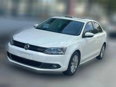 2015 Volkswagen Sagitar 2014 1.6 AT Comfort Facelift #1