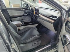 2022 Volkswagen ID.6 X 2023 Pure #5