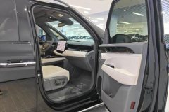 2025 Zeekr 009 2024 6SeatExecutive4WD 108kWh #8