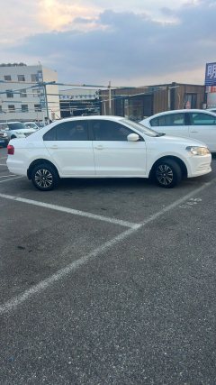 2015 Volkswagen Jetta 2013 1.6 MT Fashion #2