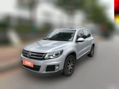 2015 Volkswagen Tiguan 2015 1.8T AT Luxury 4WD #1