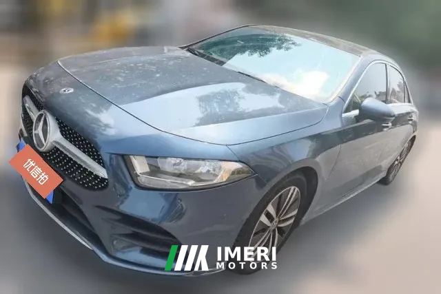 2019 Mercedes-Benz A-Class 2019 1.3T AT A180LSportsedan chair