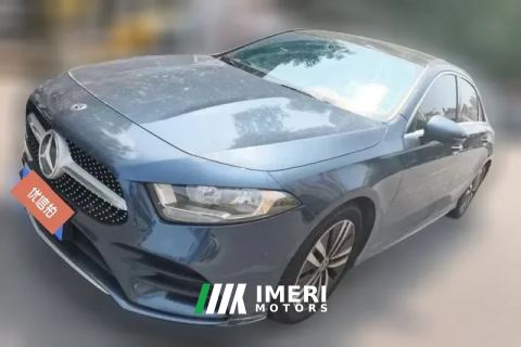2019 Mercedes-Benz A-Class 2019 1.3T AT A180LSportsedan chair