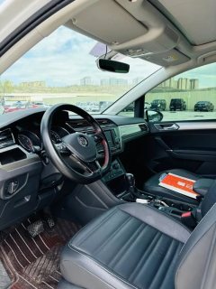 2019 Volkswagen Touran 2018 TouranL 1.4T AT 280TSI DSGExpand boundariesEdition 7Seat China VI #8