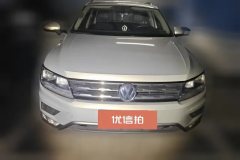 2017 Volkswagen Tiguan L 2017 1.8T AT 330TSIFashionFWD #2