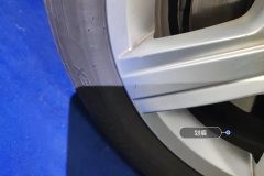 Right Front Wheel Hub