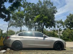 2015 BMW 3 Series 2015 2.0T AT 320LiSuperJoyEditionFashion #4
