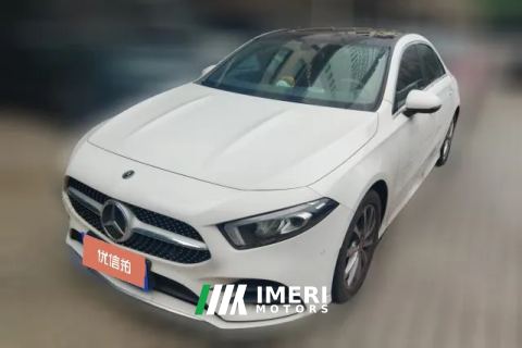 2022 Mercedes-Benz A-Class 2022 Facelift 1.3T AT A 200 L Sportsedan chairDynamic
